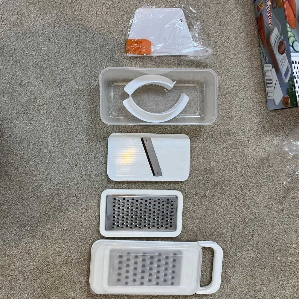 VTG Mini Wonder Multi-Purpose Vegetable Slicer Grater Shredder Set‎ Box Damaged